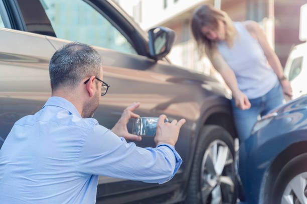 Professional Sr22 Insurance technician working in Stratford Downtown, CT